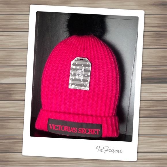 NWT Victorias Secret Pink Pom-Pom Beanie Hat - Picture 1 of 4
